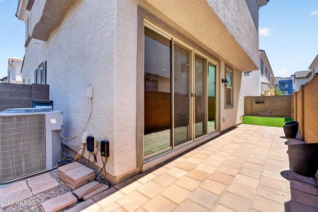 17207 N 10TH Street, Phoenix, AZ 85022