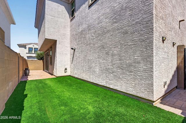 17207 N 10TH Street, Phoenix, AZ 85022