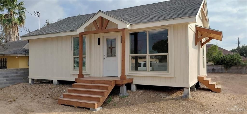 32 Naty Street, Rio Grande City, TX 78582