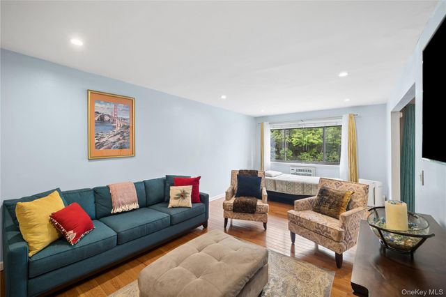 252 N Main Street G12, Spring Valley, NY 10977