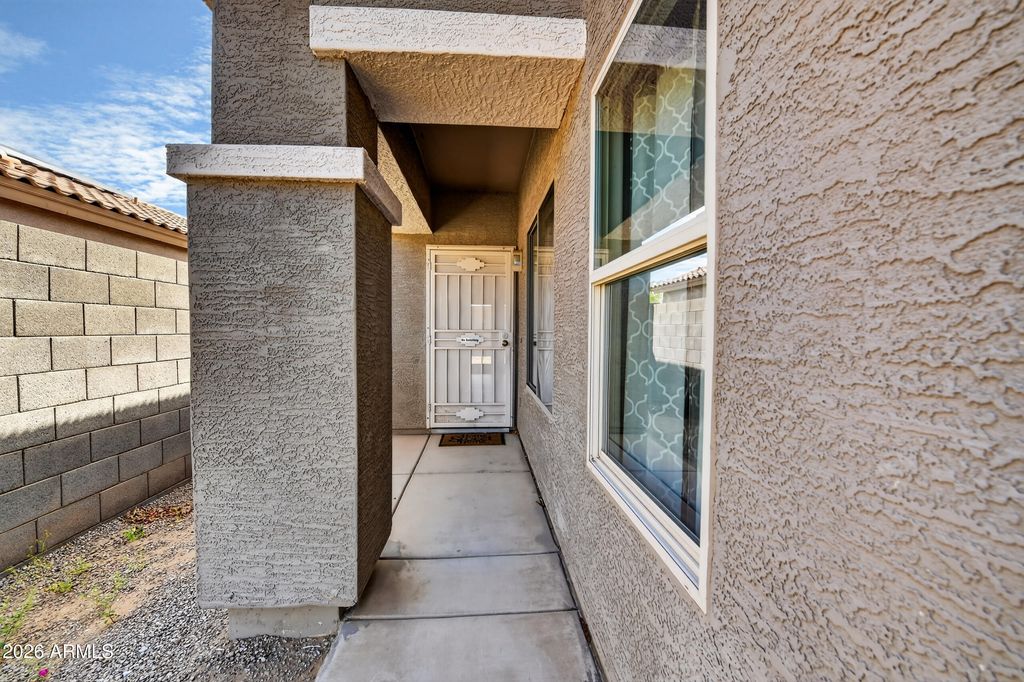 1101 S 4TH Avenue, Avondale, AZ 85323 — photo 4