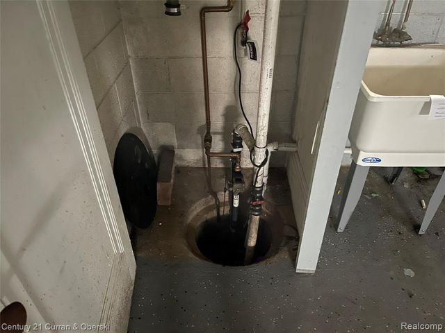 23443 Donaldson Street, Clinton Township, MI 48035