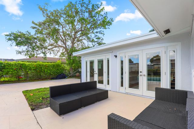 4403 Fuschia Circle N, Palm Beach Gardens, FL 33410