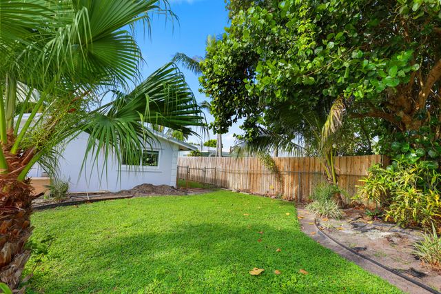 4403 Fuschia Circle N, Palm Beach Gardens, FL 33410