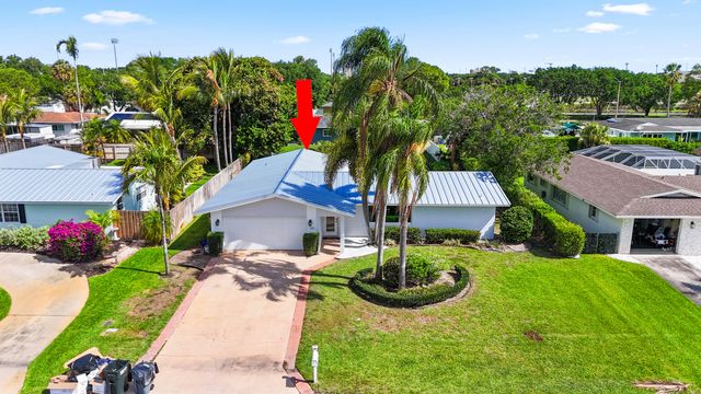 4403 Fuschia Circle N, Palm Beach Gardens, FL 33410