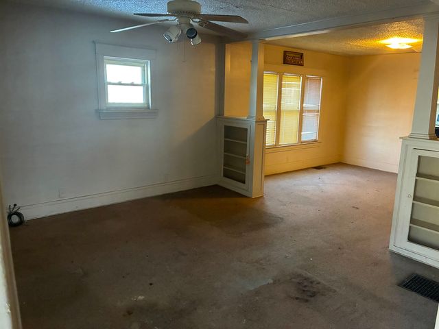 1826 Dakota Avenue, Flint, MI 48506