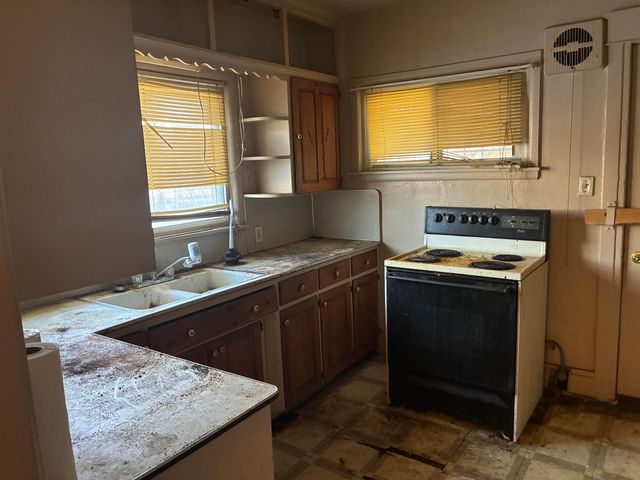 1826 Dakota Avenue, Flint, MI 48506