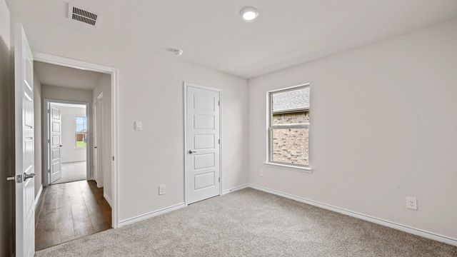 7086 Bison Creek Lane, Garland, TX 75043