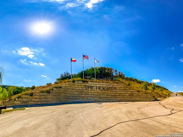 108 HEIGHTS TRAIL, Kerrville, TX 78028