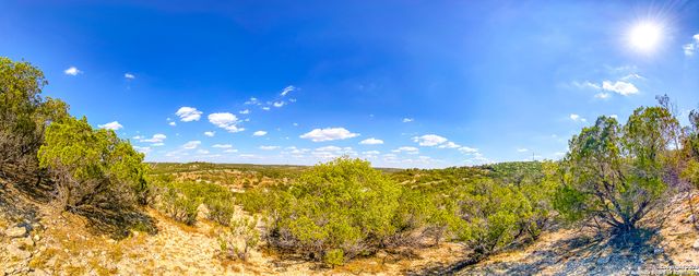 108 HEIGHTS TRAIL, Kerrville, TX 78028