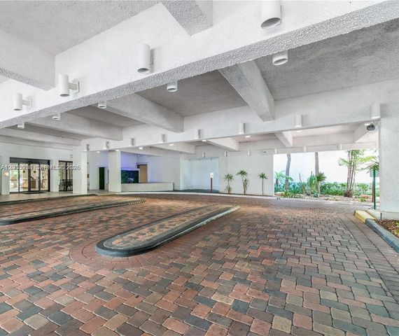 20225 NE 34th Ct 1014, Aventura, FL 33180