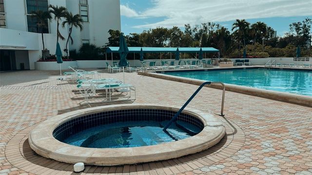 20225 NE 34th Ct 1014, Aventura, FL 33180