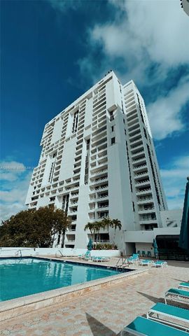 20225 NE 34th Ct 1014, Aventura, FL 33180