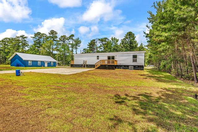 2148 Hughes Gasque Rd., Aynor, SC 29511
