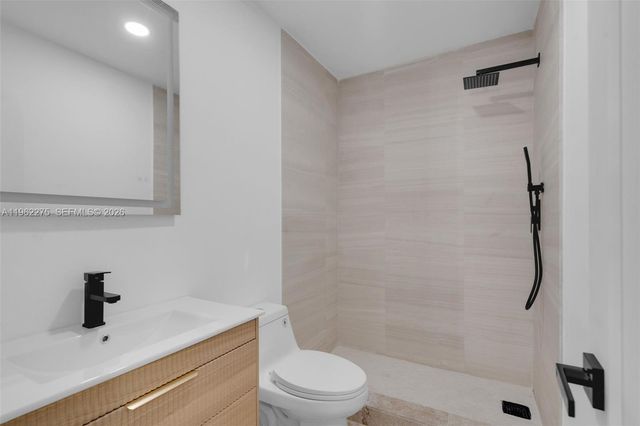 7412 Big Cypress Dr, Miami Lakes, FL 33014