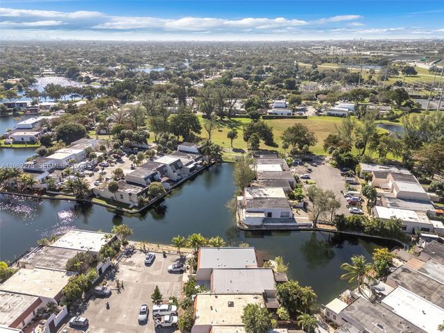 7412 Big Cypress Dr, Miami Lakes, FL 33014