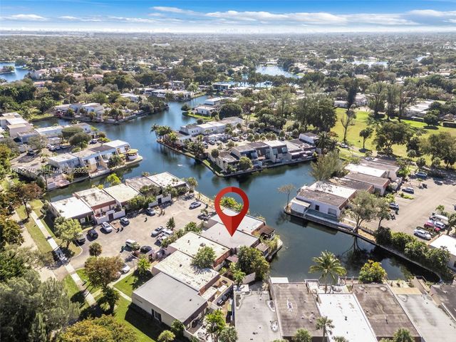 7412 Big Cypress Dr, Miami Lakes, FL 33014