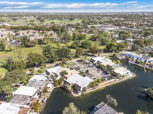 7412 Big Cypress Dr, Miami Lakes, FL 33014