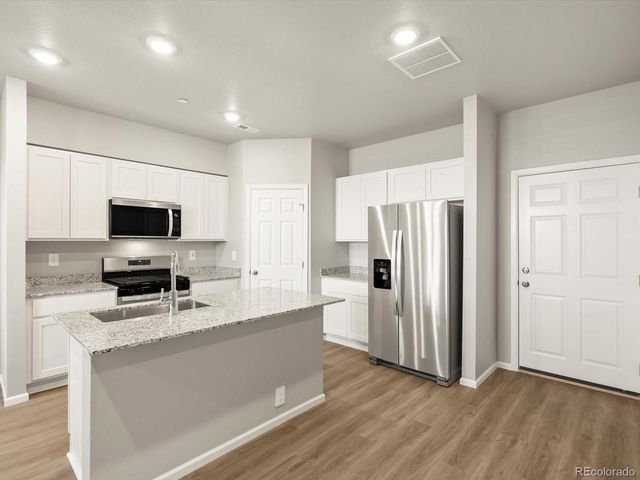 1594 Riverplace Drive 3, Windsor, CO 80550