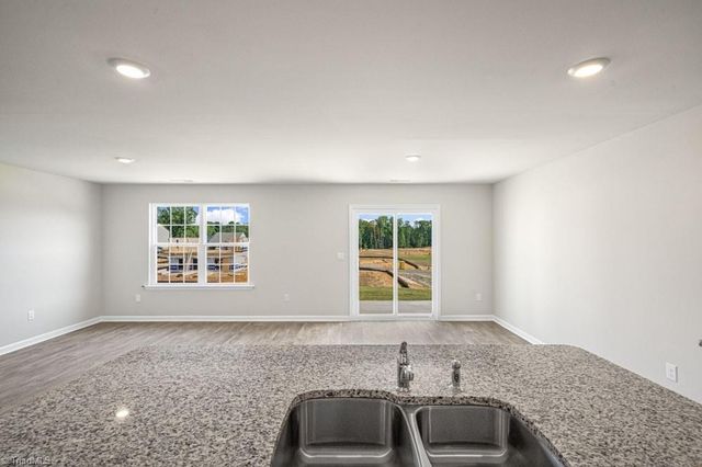248 Covey Lane, Winston-salem, NC 27107