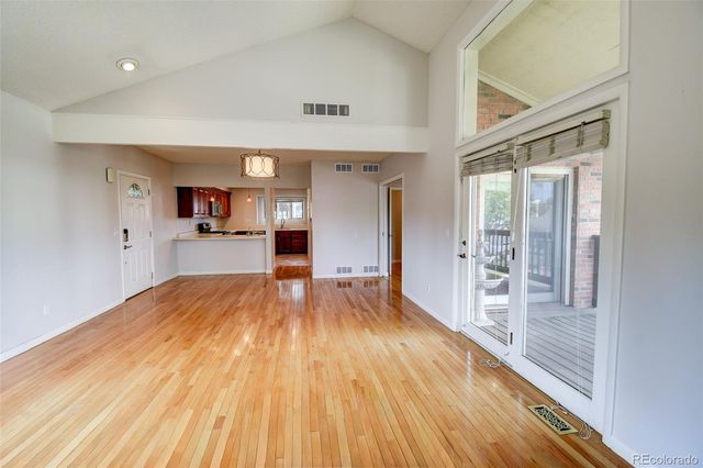 7857 S University Way, Centennial, CO 80122