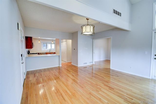 7857 S University Way, Centennial, CO 80122