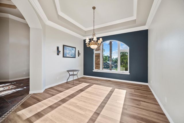 10714 Amerine Ln, Oakdale, CA 95361