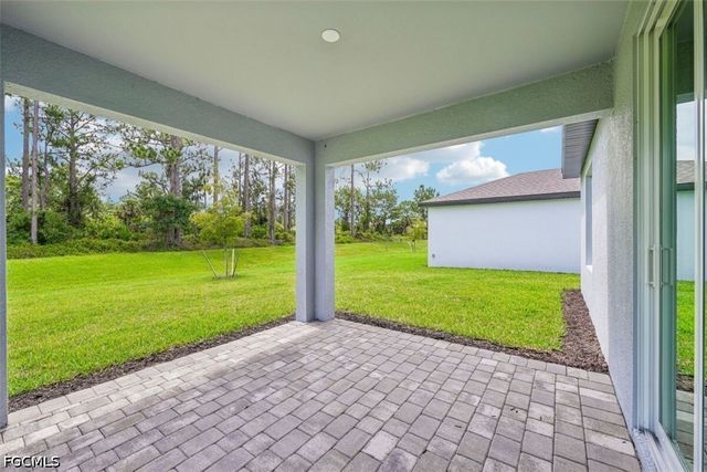 235 Lakeside Breeze WAY, Lehigh Acres, FL 33936