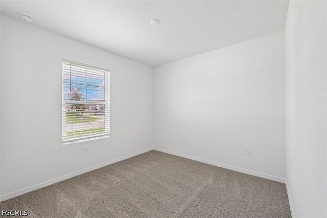 235 Lakeside Breeze WAY, Lehigh Acres, FL 33936