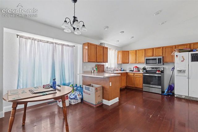 305 Alma Avenue, Pueblo, CO 81004