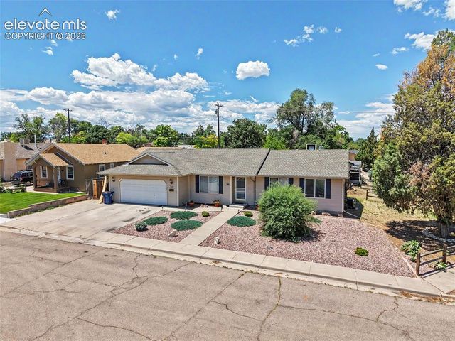 305 Alma Avenue, Pueblo, CO 81004