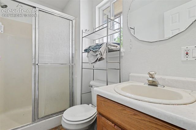 305 Alma Avenue, Pueblo, CO 81004