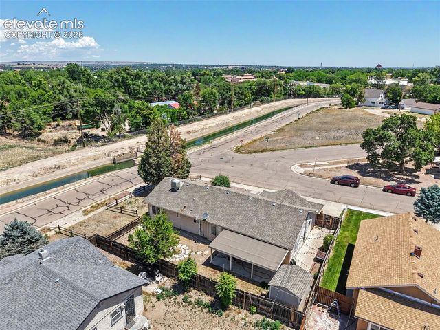 305 Alma Avenue, Pueblo, CO 81004