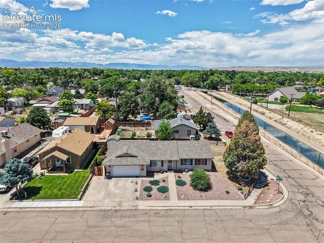 305 Alma Avenue, Pueblo, CO 81004
