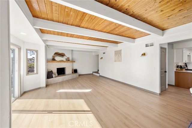 1113 N Grass Valley, Lake Arrowhead, CA 92352