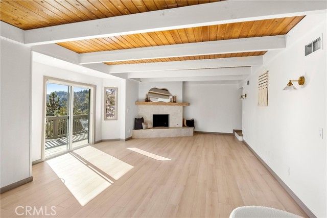 1113 N Grass Valley, Lake Arrowhead, CA 92352