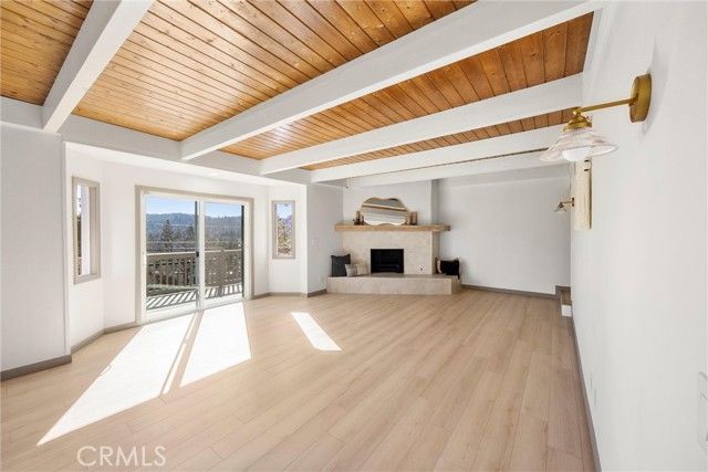 1113 N Grass Valley, Lake Arrowhead, CA 92352