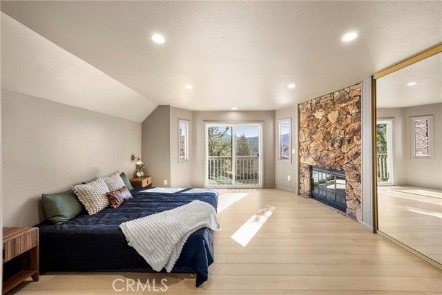 1113 N Grass Valley, Lake Arrowhead, CA 92352