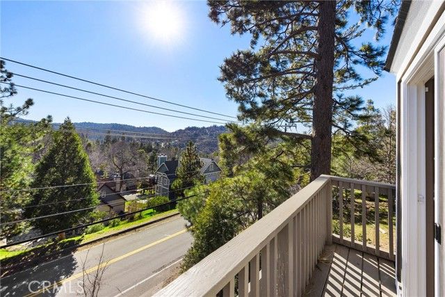 1113 N Grass Valley, Lake Arrowhead, CA 92352