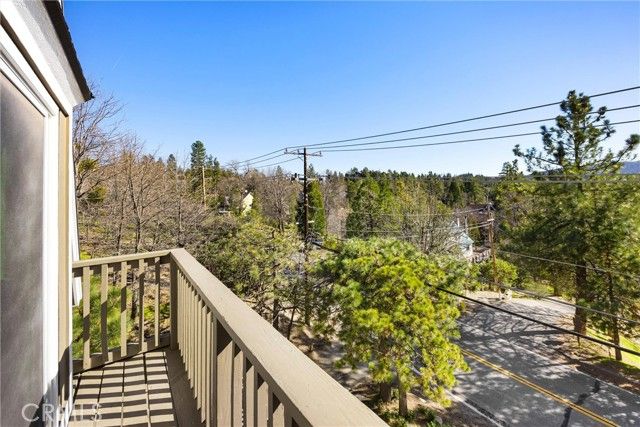 1113 N Grass Valley, Lake Arrowhead, CA 92352
