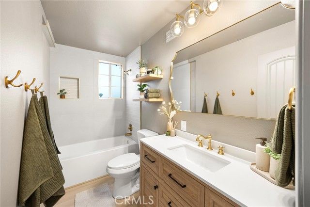 1113 N Grass Valley, Lake Arrowhead, CA 92352