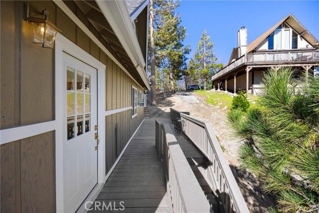 1113 N Grass Valley, Lake Arrowhead, CA 92352