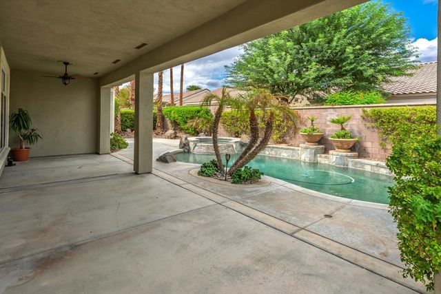 35148 Minuet Drive, Palm Desert, CA 92211
