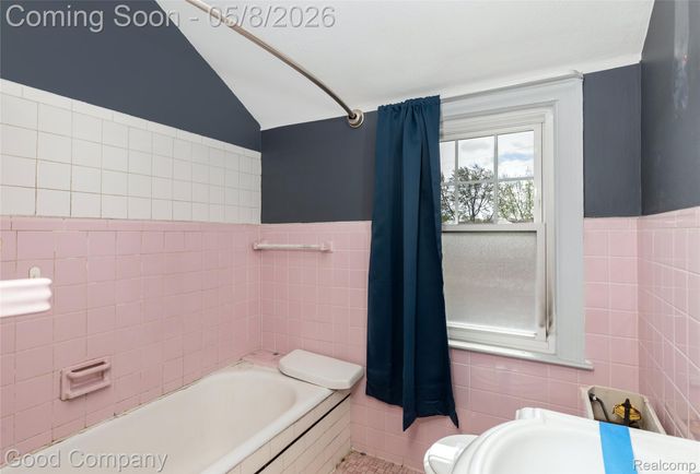 15223 Thomas Avenue, Allen Park, MI 48101