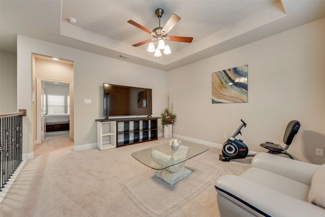 402 Ridgewood Drive, Lewisville, TX 75067