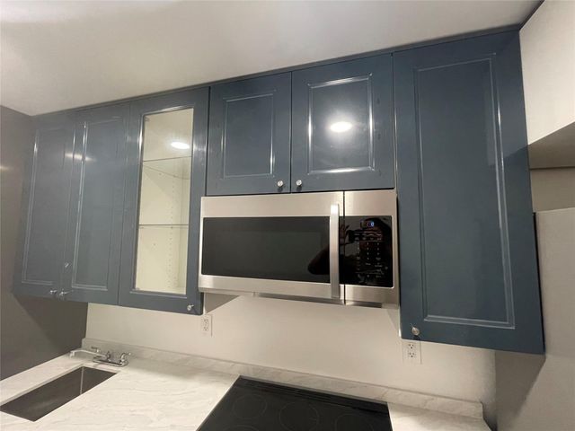 1135 NE 15th Avenue, Fort Lauderdale, FL 33304