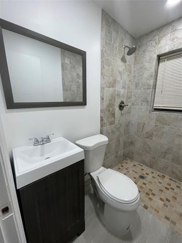 1135 NE 15th Avenue, Fort Lauderdale, FL 33304