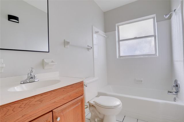 434 E ESTHER STREET, Orlando, FL 32806