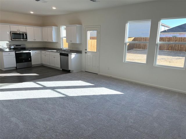 1901 Chapel Hill Road, Princeton, TX 75407