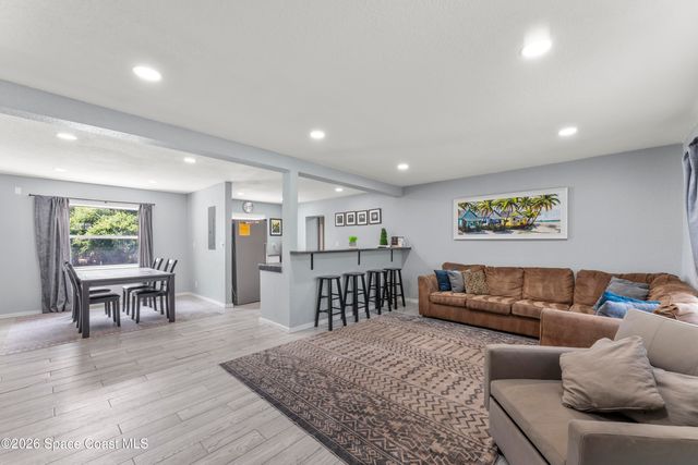 450 S Brevard Avenue, Cocoa Beach, FL 32931